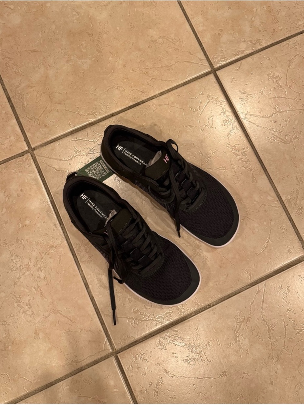 Maximum Comfort Hike Footwear - Picture 3 of 6